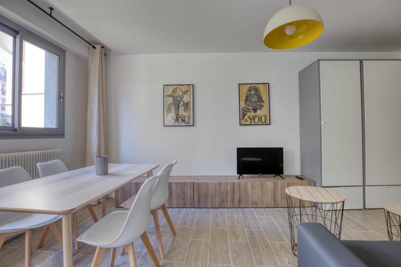 Charming Apartment In The Heart Of The 19Th Paris Exterior photo